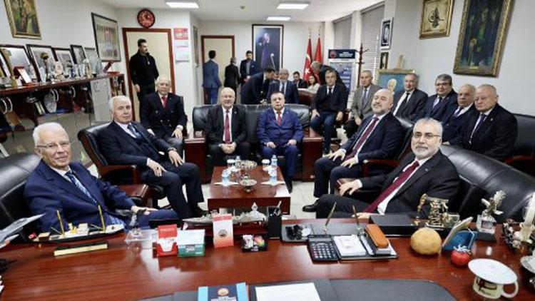 Bakan Işıkhan, Türkiye Emekliler Derneği Genel Başkanı Ergün ile bir araya geldi