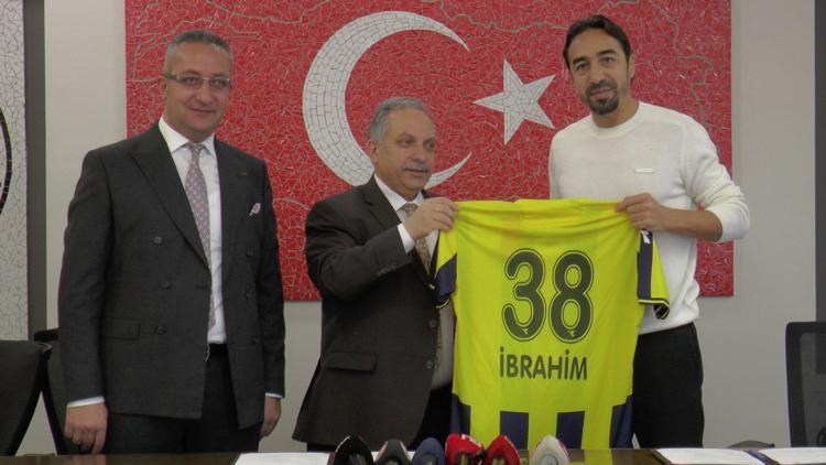 Transfer resmileşti 43 yaşındaki İbrahim Öztürk, Talasgücü’nde...