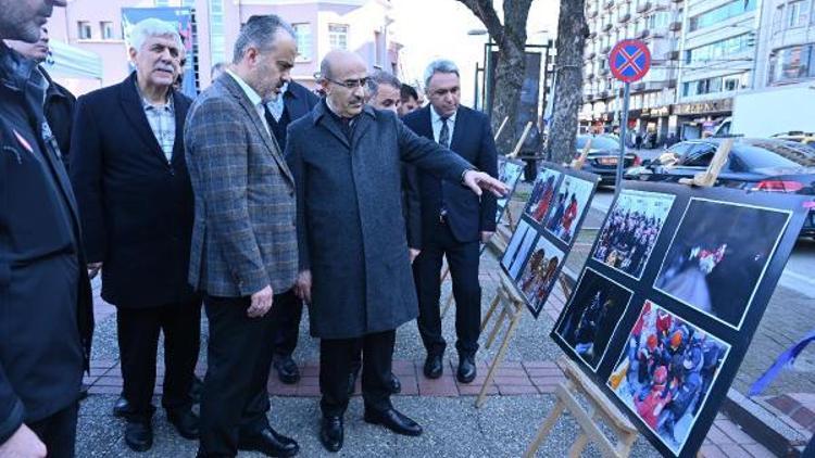 Depremde hayatını kaybedenler dua ve sergi ile anıldı