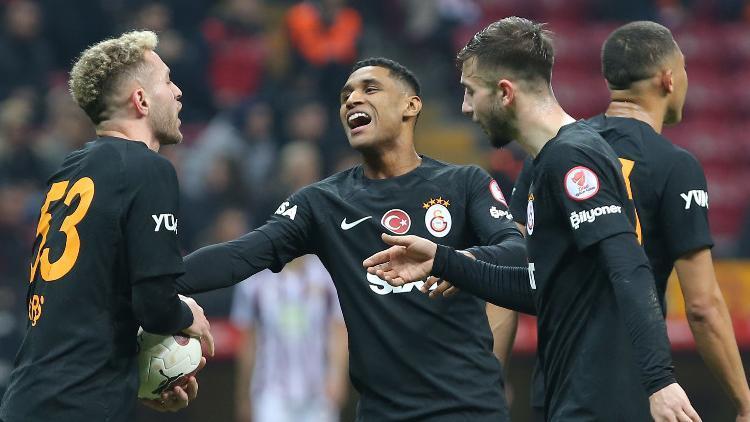 Galatasaray - Bandırmaspor maçında ilginç anlar İlk penaltıyı taş-kağıt makas belirledi, ikincide anlaşmazlık çıktı