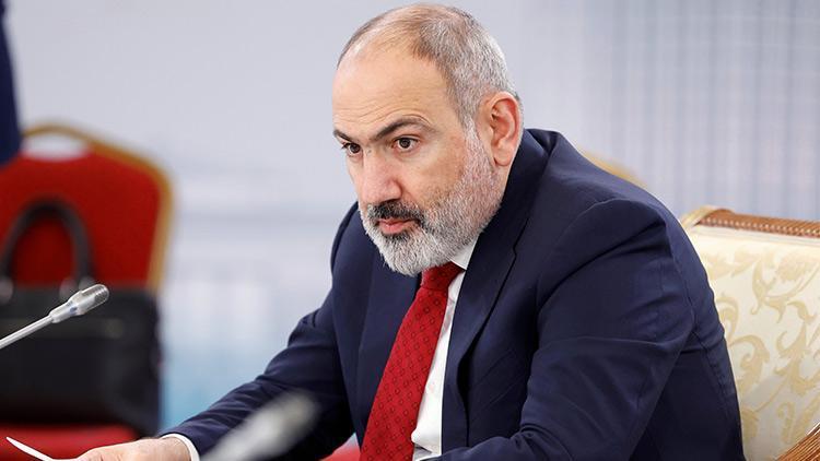 Ermenistan Başbakanı Paşinyandan Ukrayna açıklaması: Rusyanın müttefiki olmadığımızı söyledim