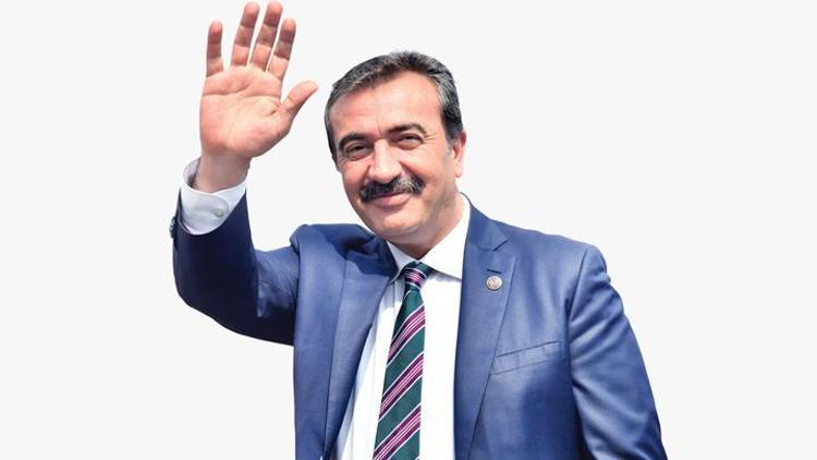Çukurova Belediye Başkanı Soner Çetin, CHPden istifa etti