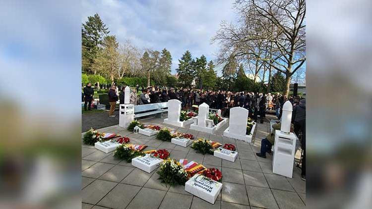 Hanau kurbanları iki ayrı törenle anıldı