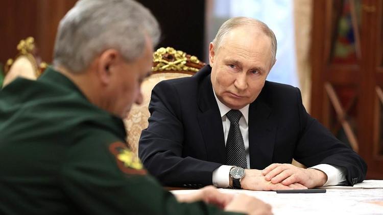 Putin: Uzaya nükleer silah konuşlandırılmasına karşıyız