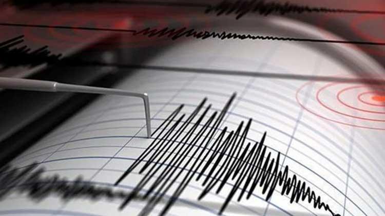 Son dakika haberi... Ege Denizinde 4.2 büyüklüğünde deprem