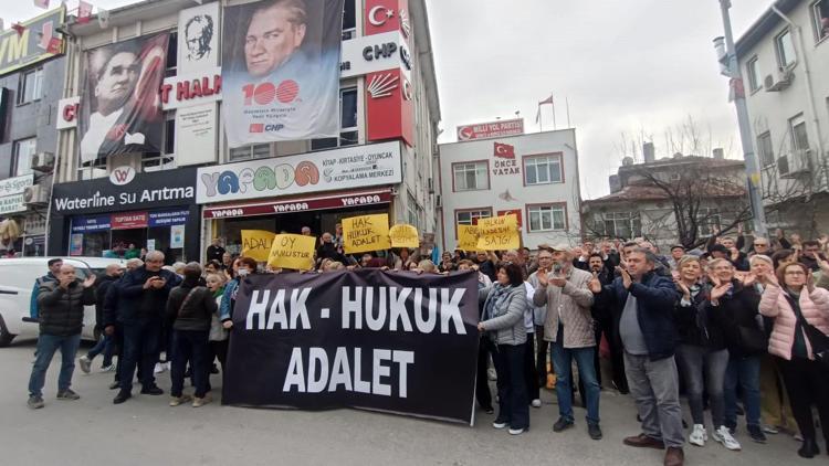 Edirne CHP il başkanlığı önünde aday eylemi