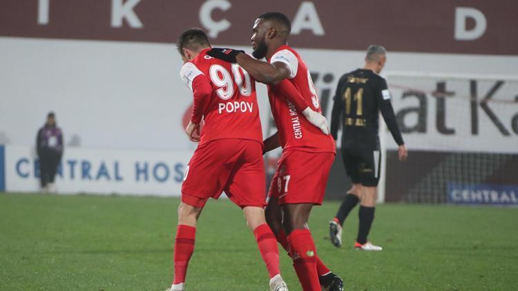 Ümraniyespor, Altay engelini 2 golle geçti