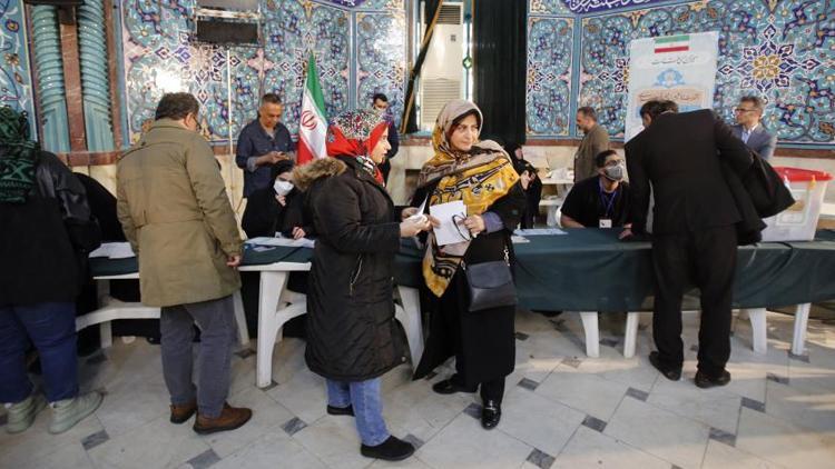 İran’da seçimlere katılım oranı yüzde 41