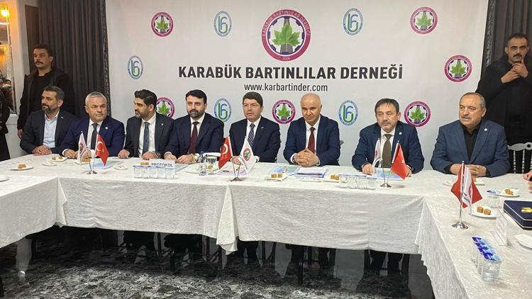 Bakan Tunç Karabükte AK Partili adayın proje tanıtım toplantısına katıldı