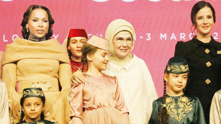 Emine Erdoğan: Hakkaniyetli barış kadınlarla mümkün