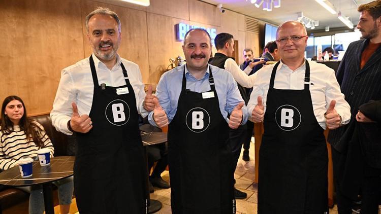 TBMM Sanayi Komisyonu Başkanı Varank ve Bursa Büyükşehir Belediye Başkanı Alinur Aktaştan kahve ikramı