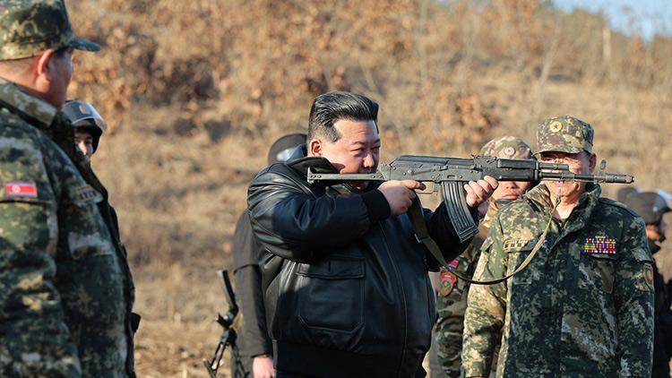 Kuzey Kore Lideri Kim’den orduya savaş hazırlıklarını artırın emri