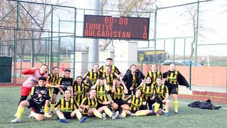 Edirnede Balkan kadın futbol takımları arasında dostluk turnuvası