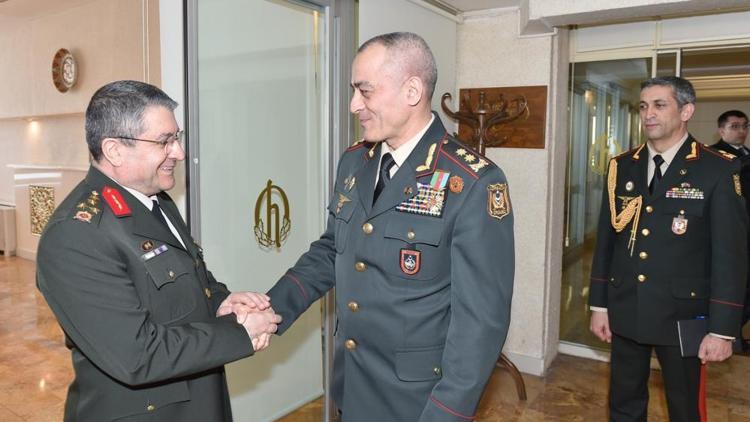 Kara Kuvvetleri Komutanı Bayraktaroğlu, Azerbaycanlı mevkidaşı ile görüştü