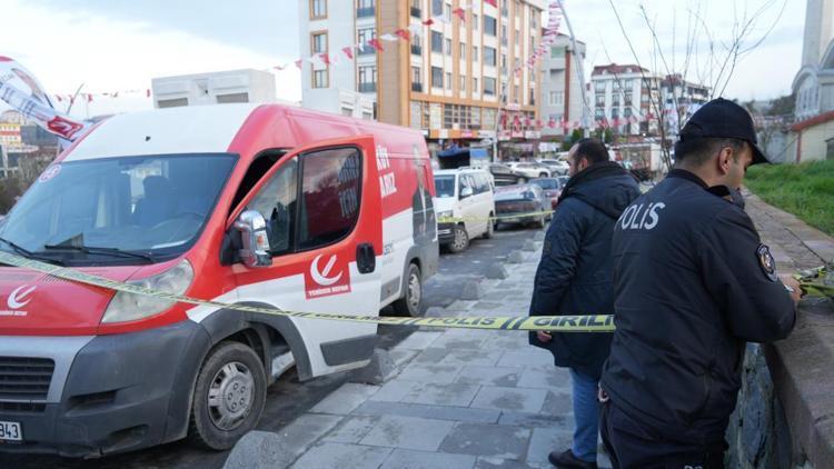Arnavutköy’de Yeniden Refah Partisi seçim aracına silahlı saldırı