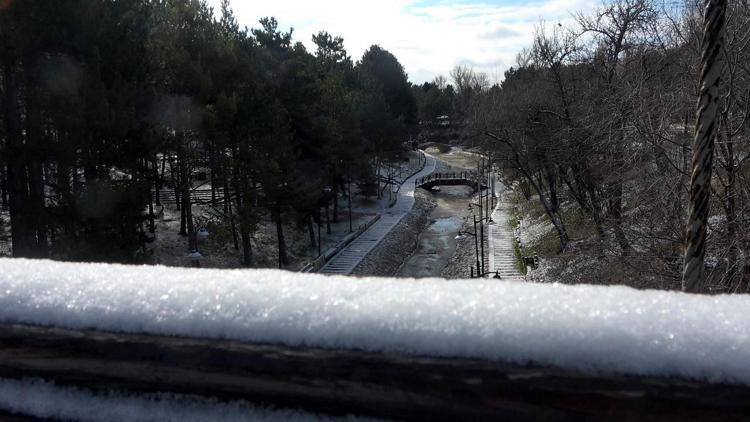 Sivas güne karla uyandı: Ocakta kar yağmadı, Martta yağdı