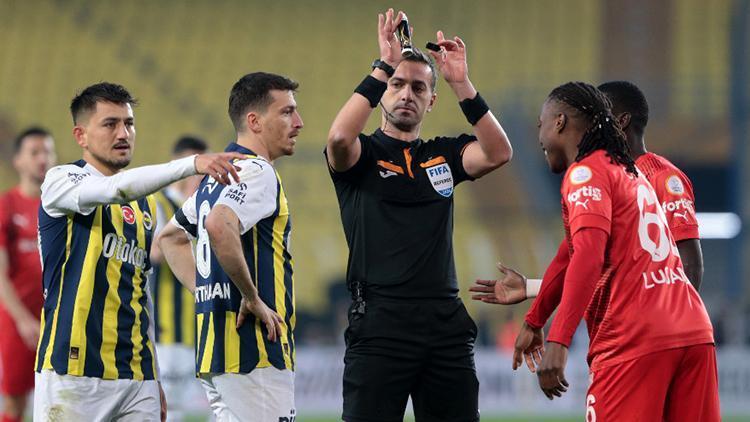 Sinir harbine dönüşen Fenerbahçe - Pendikspor maçı sonrası TFFye çağrı: Bu sahtekârlıklara çözüm bulun | Şampiyonluk düğümü 37. haftada çözülür