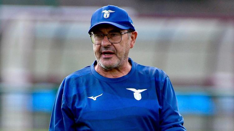 Lazioda Maurizio Sarri istifa etti