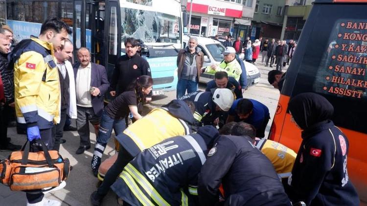 Erzurumda zincirleme kaza: 14 kişi yaralandı