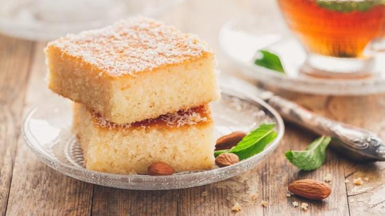 Pratik irmik tatlısı tarifi : Şerbetli irmik tatlısı nasıl yapılır, malzemeleri neler?