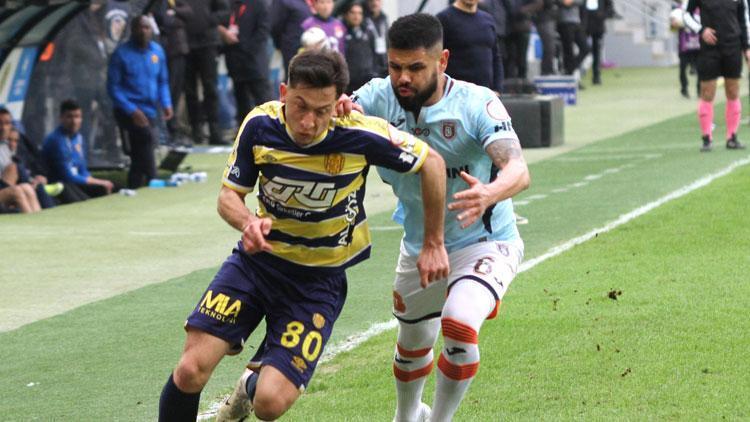 Ankaragücü 2-1 Başakşehir (Maç özeti)