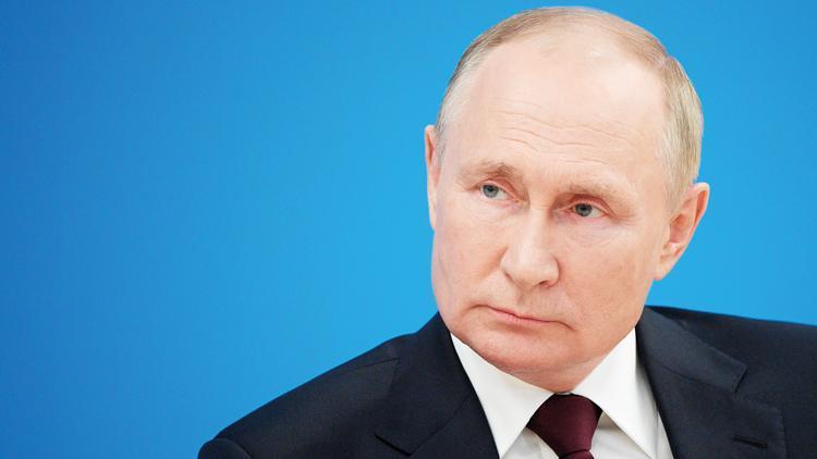 Son dakika: Rusyada seçim zaferi Putinin