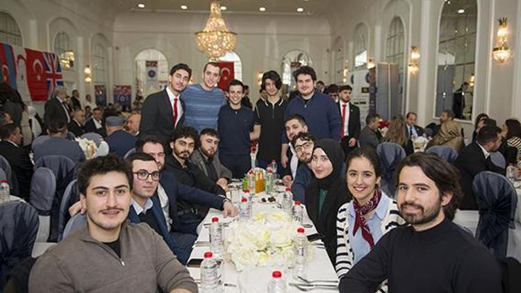 Londra’daki Türk topluluğunu iftar bir araya getirdi