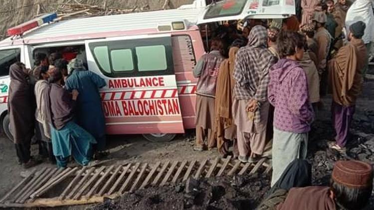 Pakistanda maden faciası 12 kişi hayatını kaybetti