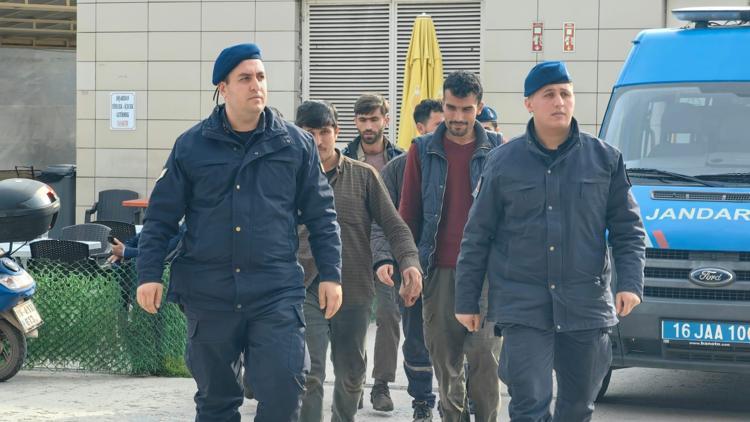 İnegölde Afgan uyruklu 5 kaçak göçmen yakalandı
