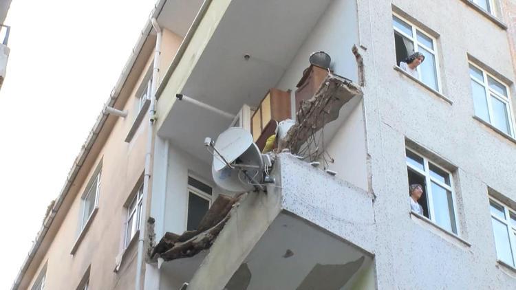 Güngörende balkonda çökme meydana geldi, bina sakinleri tahliye edildi