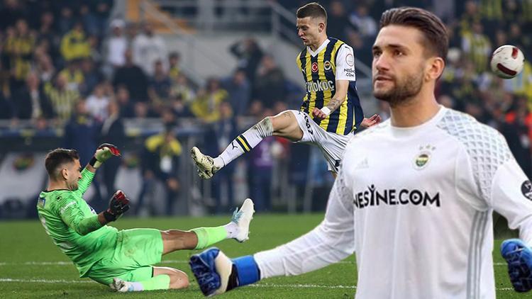 Ertuğrul Taşkırandan Fenerbahçe serzenişi: Bana ağır küfürler ettiler | Fenerbahçeli oyuncuların yaptığı hareketler doğru değil ama seyirciler sahaya girmemeli