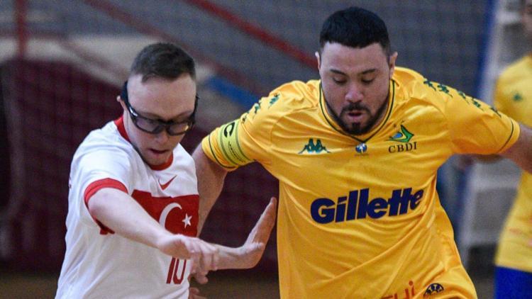 Down Sendromlu Futsal Milli Takımı, dünya ikincisi oldu