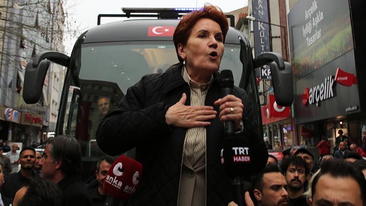 Meral Akşener’den Özgür Özel’e: Türk siyasetinde bu şekilde bir cıvıklık, bir ayıp asla olmamıştır