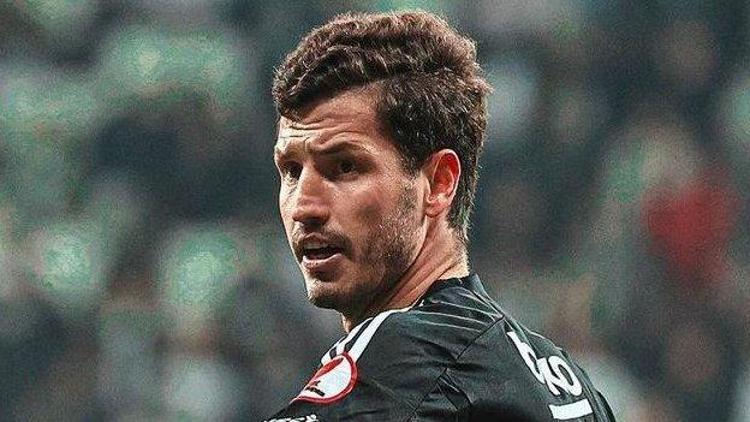 Trabzonsporda transfer çalışmaları hızlandı Salih Uçan iddiası...