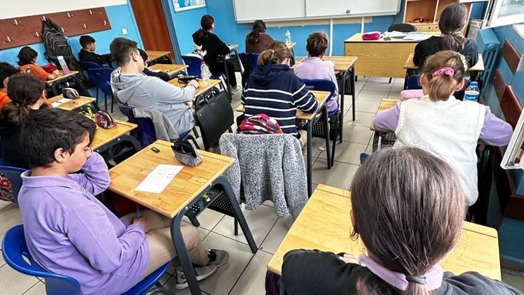 Ülke genelinde ortak sınavlar yapıldı... 6’ncı sınıflara ‘TOGG’ sorusu
