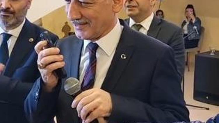 İftar programına telefonla bağlanan Erdoğan: Kırıkkale, CHPye oy verme yanlışına düşmez