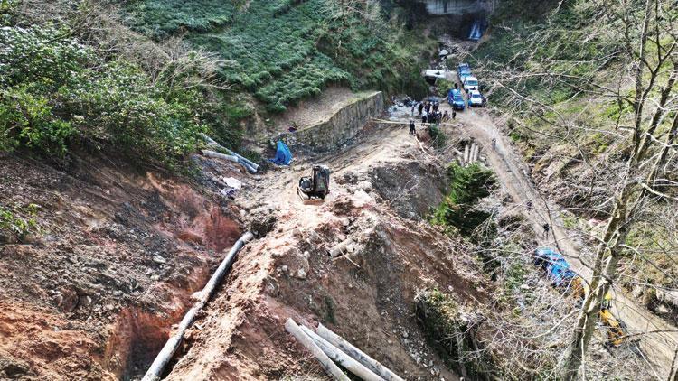 İçme suyu hattı çalışmasında göçük: 3 işçi öldü
