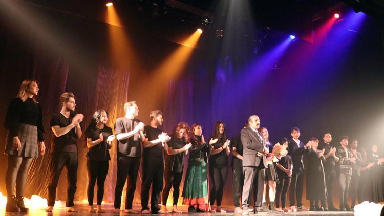 Tiyatro öğrencilerinden Vaveyla oyunuyla Gazzedeki katliam için sessiz çığlık