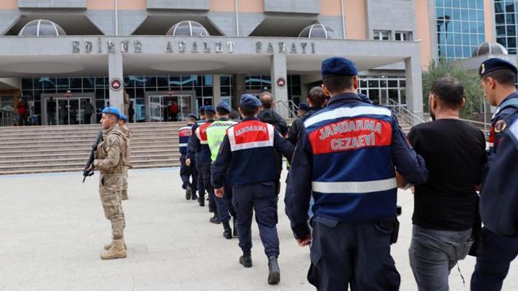 Edirnede Yunanistana kaçmaya çalışan 13 terör örgütü şüphelisi yakalandı