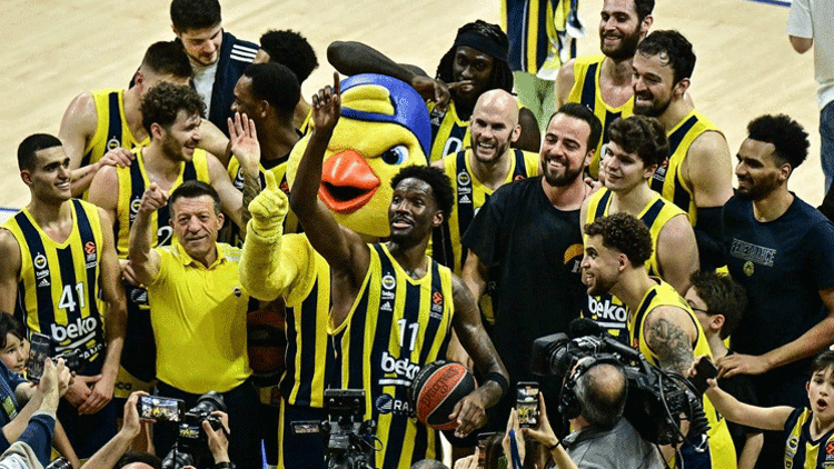 Fenerbahçe Berlini yıktı