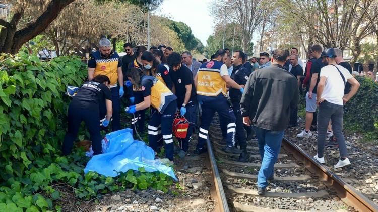 Manisada yolcu treninin çarptığı kadın öldü