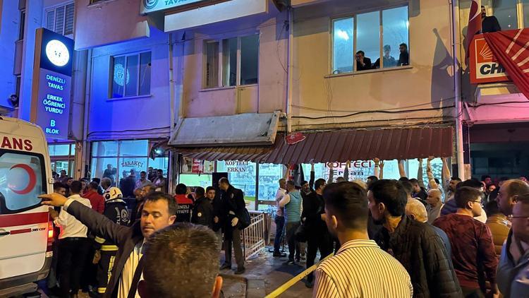 CHP ilçe başkanlığında seçim kutlamasında balkon çöktü; 1i ağır, 4 yaralı