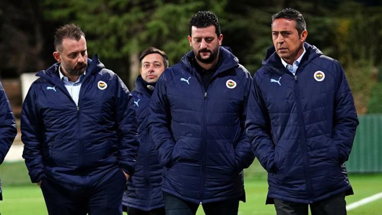Fenerbahçede Ali Koçun futbolcularla yaptığı görüşmenin detayları belli oldu