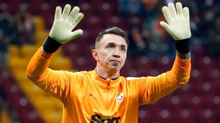 Fernando Muslera, Galatasaray formasıyla 5. kez dalya diyecek