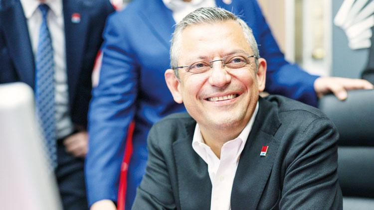 Özel’e bile sürpriz oldu... CHP’de 47 yıl sonra gelen başarının şifreleri