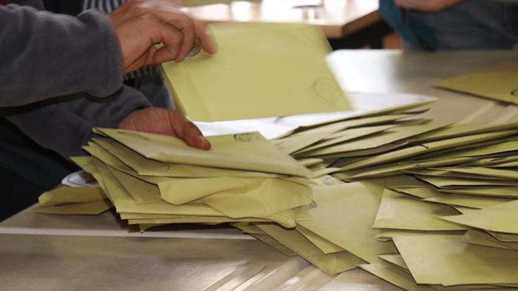 CHP Pendikte oyların yeniden sayımı için başvuruda bulundu... Fark sadece 8 bin oy