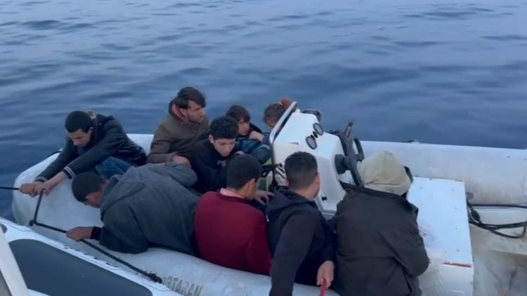 Bodrumda 20 kaçak göçmen kurtarıldı