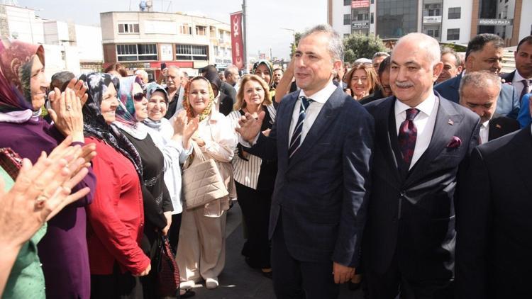 Osmaniye Belediye Başkanı İbrahim Çenet görevine başladı