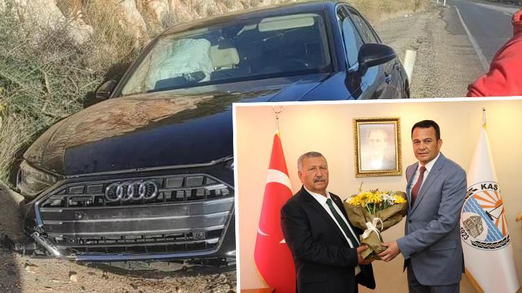 Kaşta göreve başlayan başkan Erol Demirhan, eve dönerken kaza geçirdi