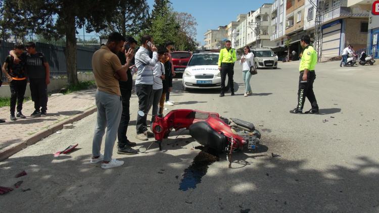 Kiliste otomobilin çarptığı motosikletli yaralandı